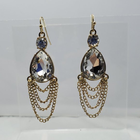Bijou Drive crystal stone tassel gold fish hook earring - Picture 5 of 5